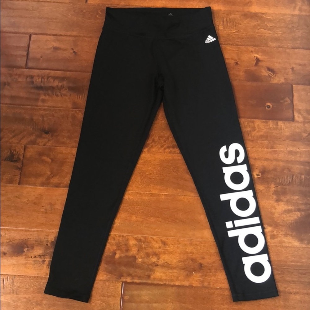 Rare black ADIDAS leggings NWOT